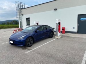 Tesla Supercharger St. Georgen